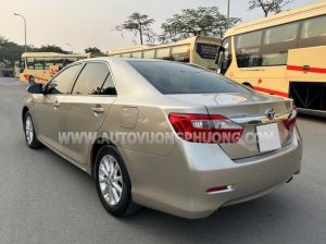 Xe Toyota Camry 2.0E 2013