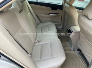 Xe Toyota Camry 2.0E 2013