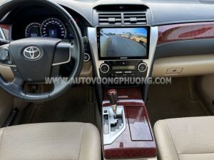 Xe Toyota Camry 2.0E 2013