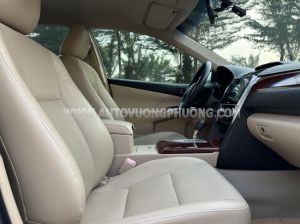 Xe Toyota Camry 2.0E 2013