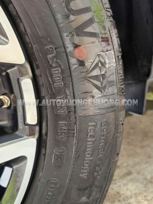 Xe Kia Seltos Luxury 1.4 AT 2021