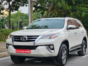 Xe Toyota Fortuner 2.7V 4x2 AT 2017