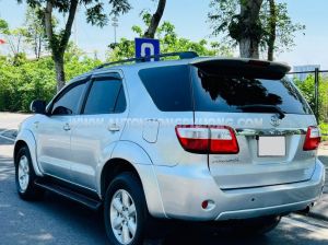 Xe Toyota Fortuner 2.7V 4x4 AT 2010