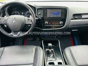 Xe Mitsubishi Outlander 2.0 CVT 2021