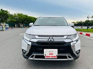 Xe Mitsubishi Outlander 2.0 CVT 2021