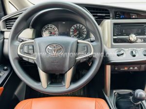 Xe Toyota Innova 2.0E 2017