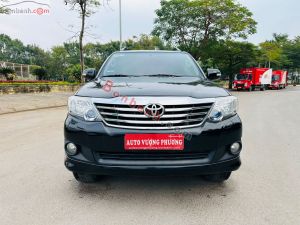 Xe Toyota Fortuner 2.7V 4x4 AT 2014