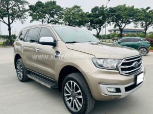 Xe Ford Everest Titanium 2.0L 4x4 AT 2019