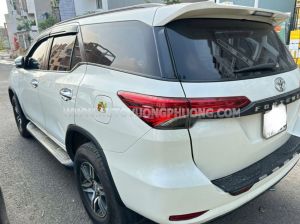 Xe Toyota Fortuner 2.7V 4x2 AT 2017