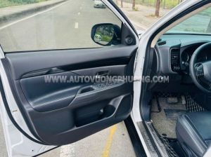 Xe Mitsubishi Outlander 2.0 CVT 2020