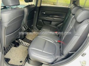 Xe Mitsubishi Outlander 2.0 CVT 2020