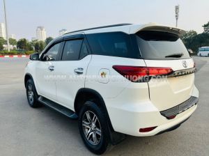 Xe Toyota Fortuner 2.7V 4x2 AT 2017