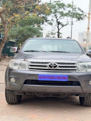 Xe Toyota Fortuner 2.7V 4x4 AT 2010