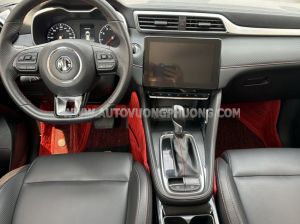 Xe MG ZS Standard 1.5 AT 2WD 2024