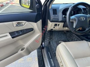 Xe Toyota Fortuner 2.7V 4X2 AT 2016