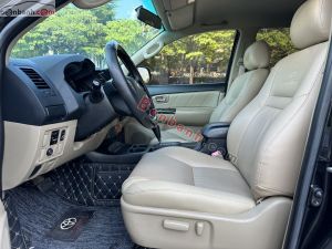 Xe Toyota Fortuner 2.7V 4X2 AT 2016